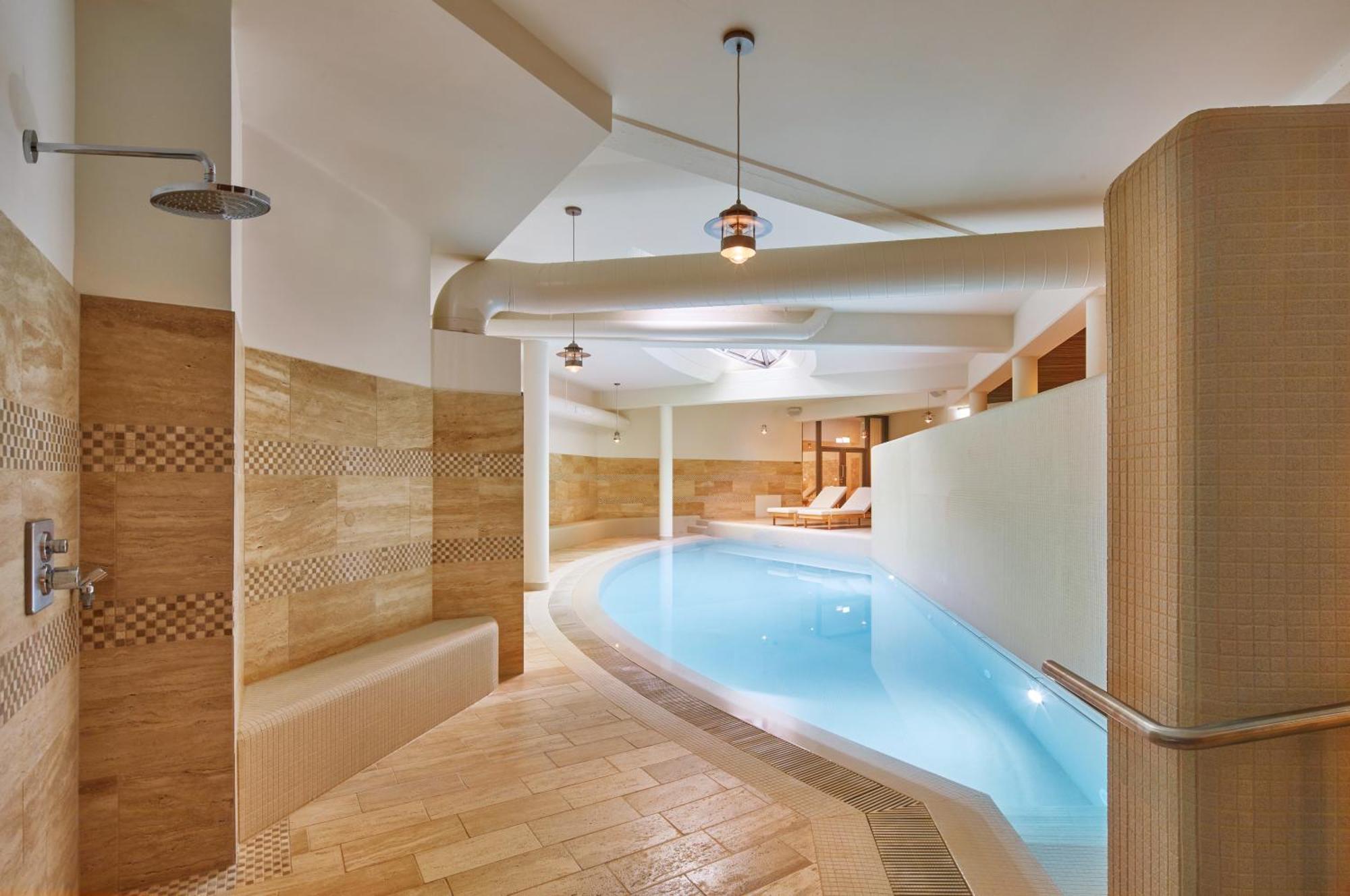 Elzland Hotel Pfauen Wellness & Spa Elzach Exterior photo