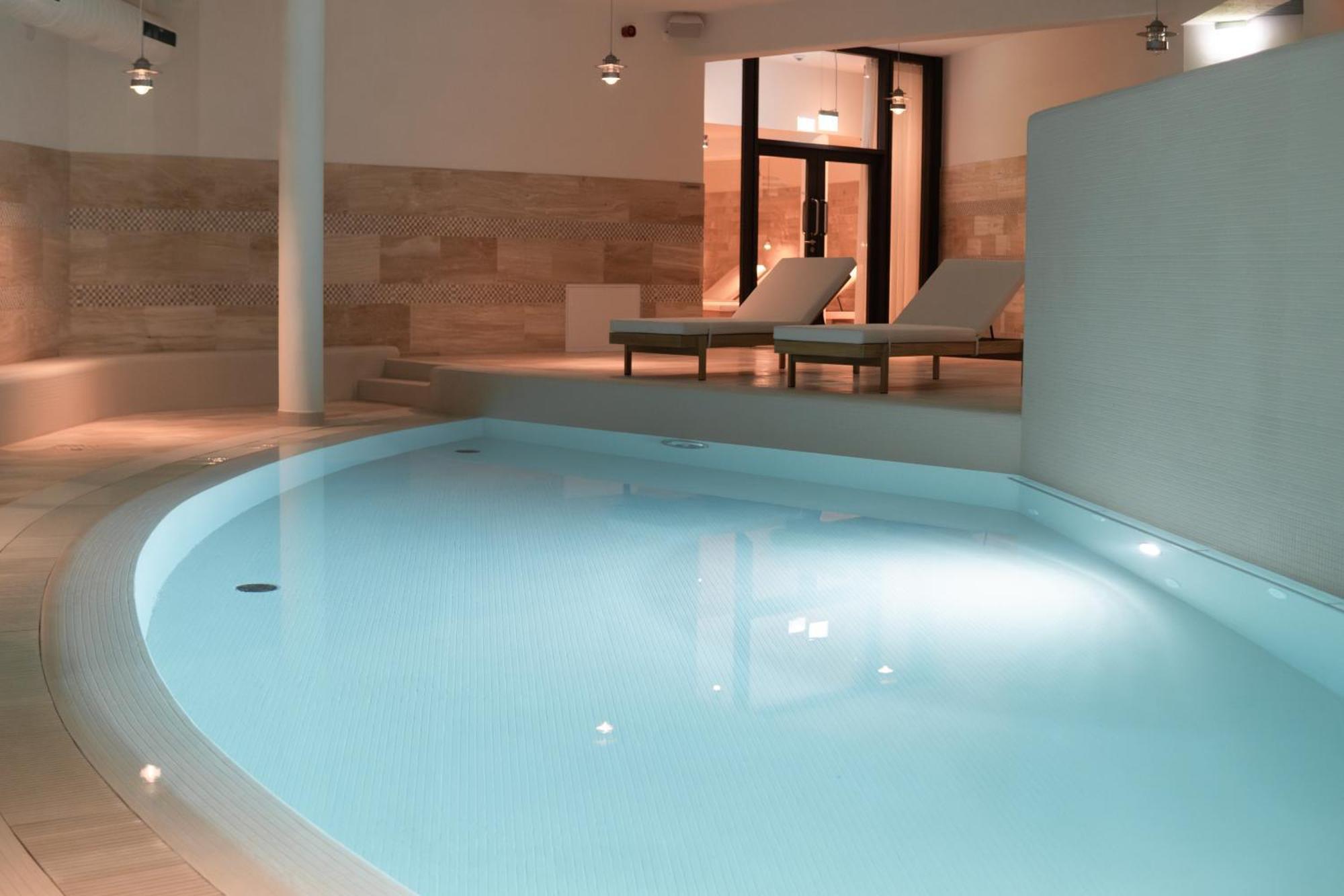 Elzland Hotel Pfauen Wellness & Spa Elzach Exterior photo